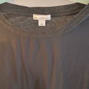 Grey and black t shirt from the gap